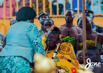 Otumfuo praises Naana Opoku Agyemang; calls for free, fair, transparent polls