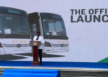 Bawumia Launches Electric Buses, Promises 40% Reduction in Transport Costs