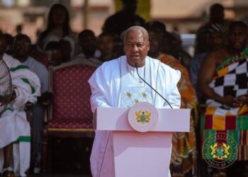 I’ll ensure timely completion of Sewua Hospital – Mahama assures Asanteman
