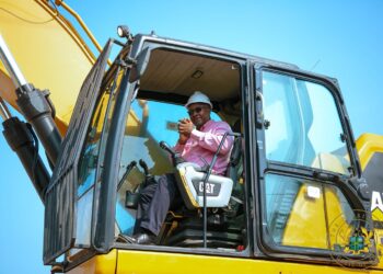 John Mahama shames NAPO with coastal protection renewal